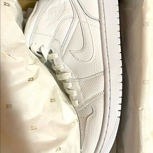 Womens Air Jordan 1 Mid